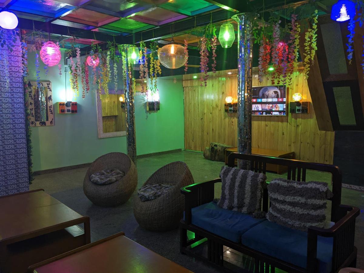 Hotel The Cube Stay 뉴델리 외부 사진