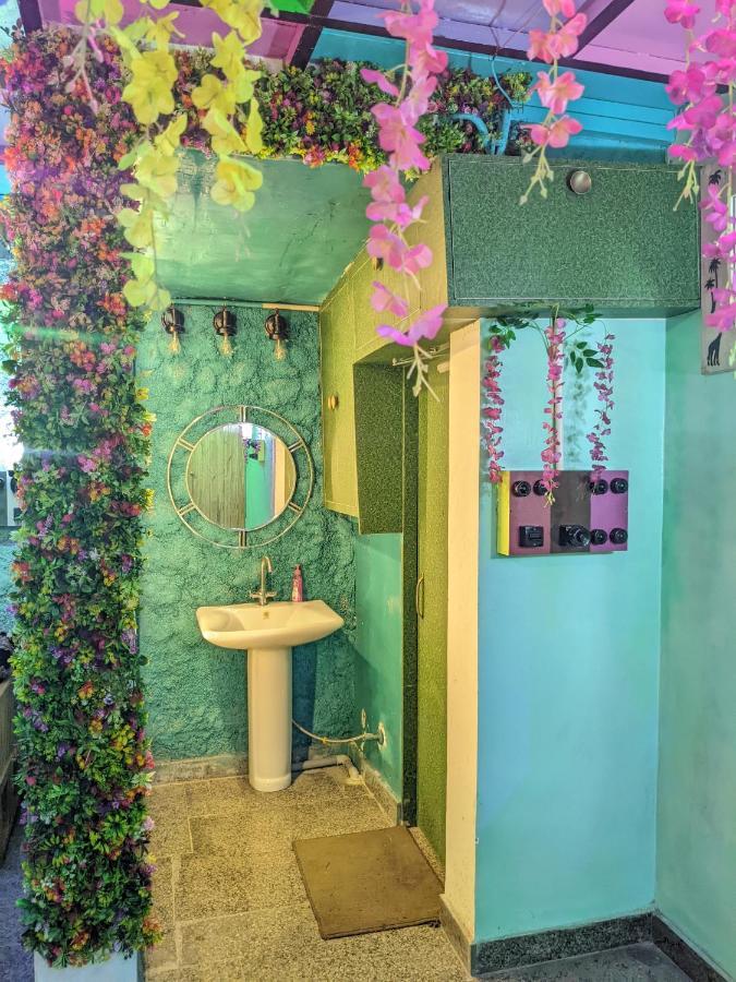 Hotel The Cube Stay 뉴델리 외부 사진